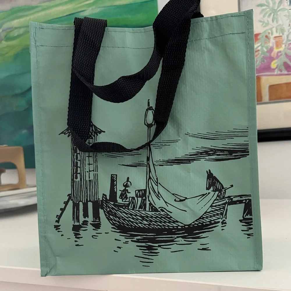 Moomin Polypropylene Reusable Tote Bag and Paper Gift Bag - Picture 3 of 10